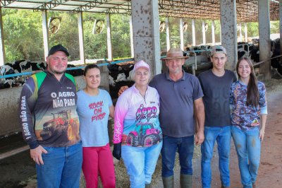 Calor castiga produ&ccedil;&atilde;o leiteira em Pato Branco: produtores buscam solu&ccedil;&otilde;es com apoio da Camisc