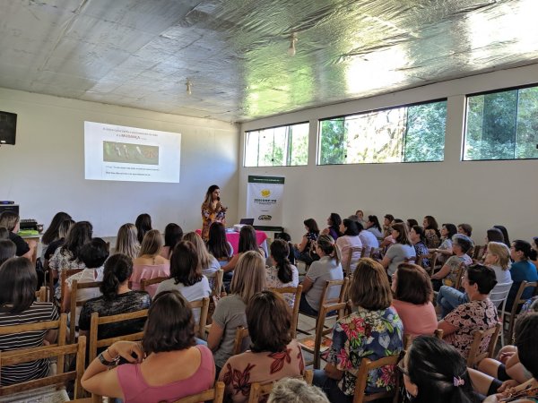 CAMISC realiza evento em comemora&ccedil;&atilde;o ao Dia da Mulher